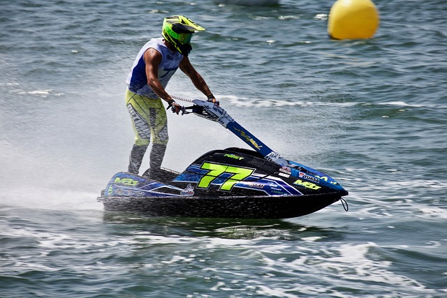 也折射出中 也折射出中